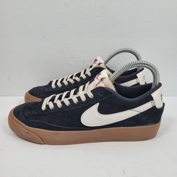 Nike Blazer Low '77 Vintage Women's Black Suede Shoes FQ8060-001 US Size 5.5 - Picture 2 of 8